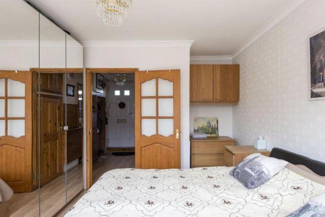 1 Bedroom Flat Close To City With Free Parking Arrangement Londýn Exteriér fotografie